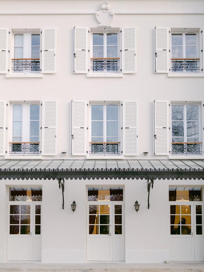Chateau Des Hauts De Provins Hotel Champcenest Exterior photo