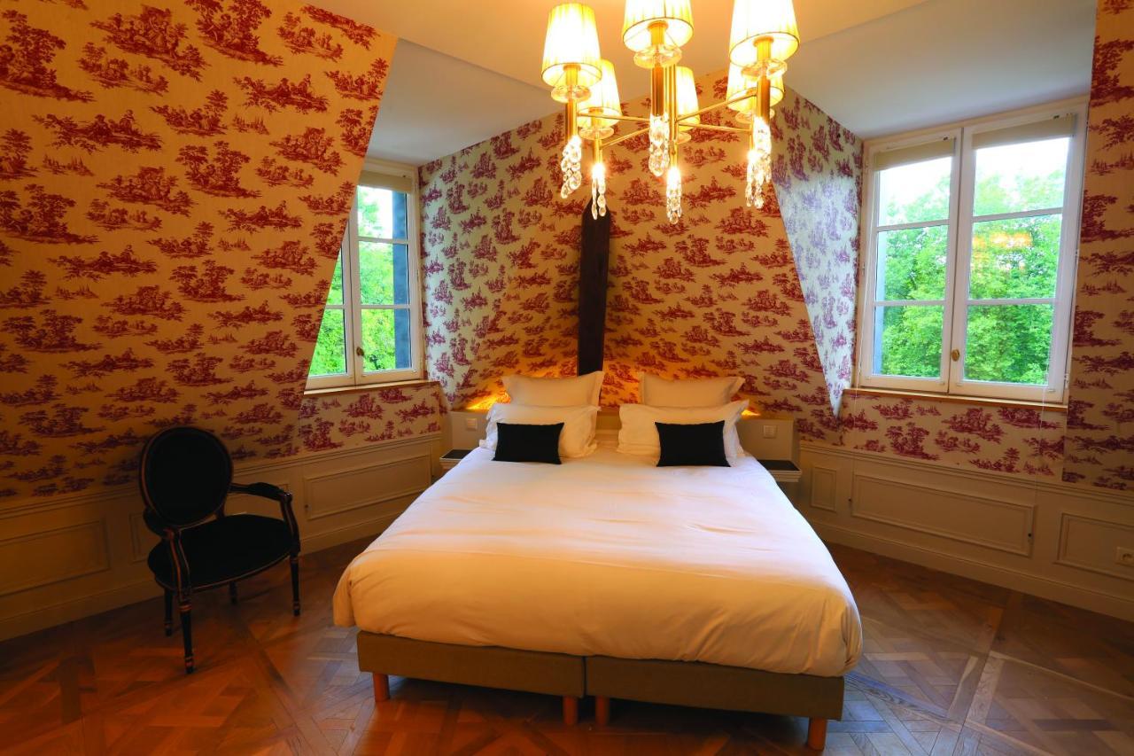 Chateau Des Hauts De Provins Hotel Champcenest Exterior photo